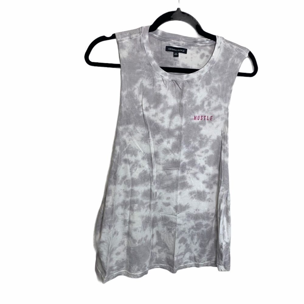 Kendall and Kylie hustle cutoff muscle tank small (G1)